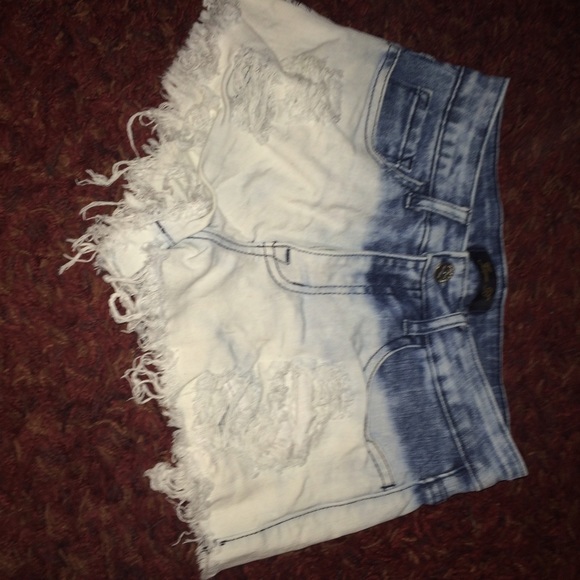 Ombré high waisted shorts