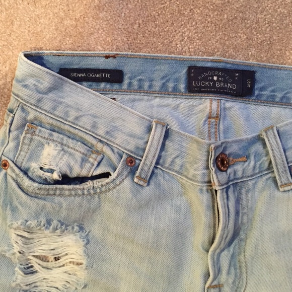 ‼️SALE‼️Lucky Brand Boyfriend Jeans - Picture 3 of 4