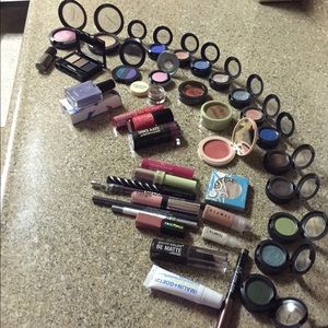 Make up make up make up!