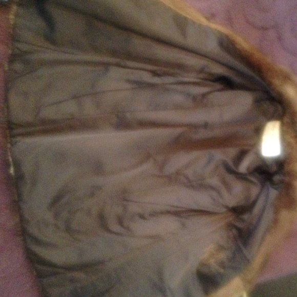 Blonde & brown pea coat styled fur - Picture 4 of 4