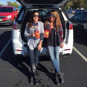 Meet your Posher, Carla