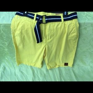 Urban Pipeline yellow shorts 32
