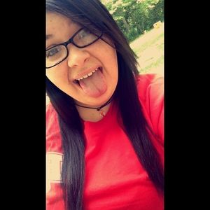 Meet your Posher, Eva