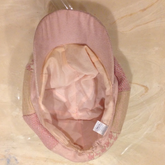 Multi-designed pink hat 💕 - Picture 2 of 4