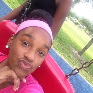 Meet your Posher, Tanaria