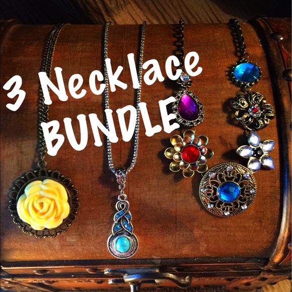 3 vintage style necklaces