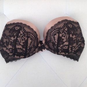 🌸❌Victoria's Secret Bra Reserved!!!!❌