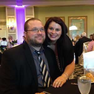 Meet your Posher, Flora. I am a wife, teacher, and mom who loves to shop!