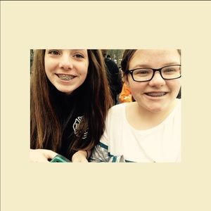 Meet your Posher, Courtney