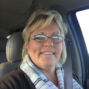 Meet your Posher, Cindy