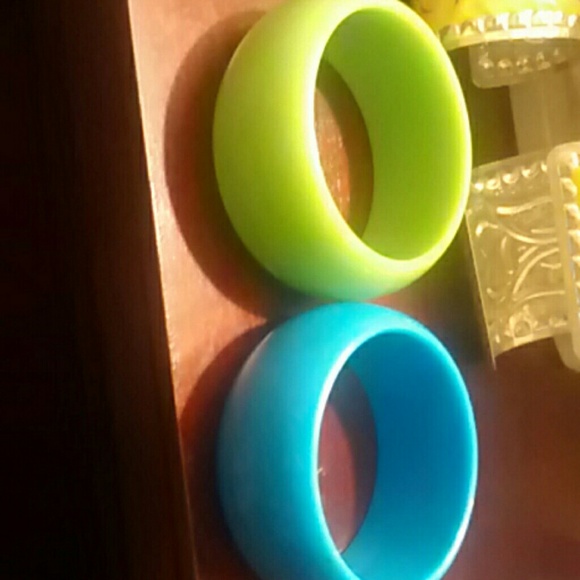 Bangle Set - Picture 2 of 2