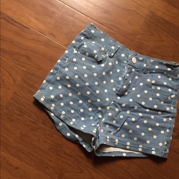 shorts - Picture 1 of 3