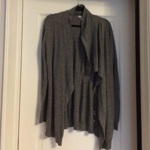 Flowy gray cardigan