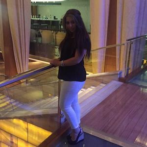 Meet your Posher, Anna