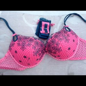 Victoria's Secret sexylittlethings 36d push up bra
