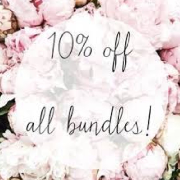 Can ship out tomorrow💗💗💗