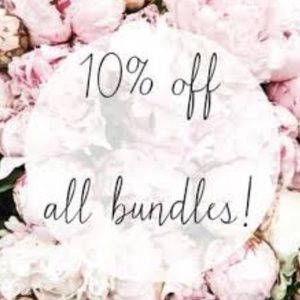 Can ship out tomorrow💗💗💗