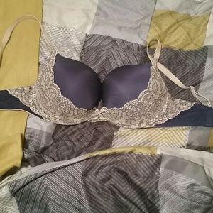 VS bra