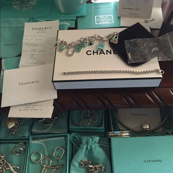 Tiffany & co. Venetian box bracelet!! - Picture 3 of 4