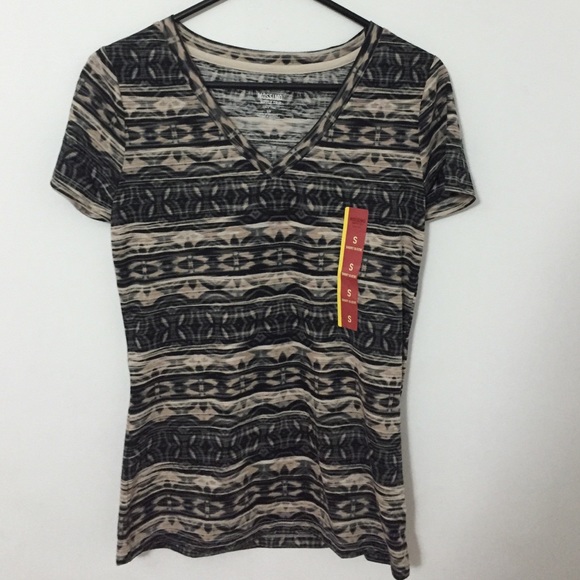 Mossimo V neck