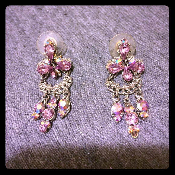 Beautiful sparkly earrings!