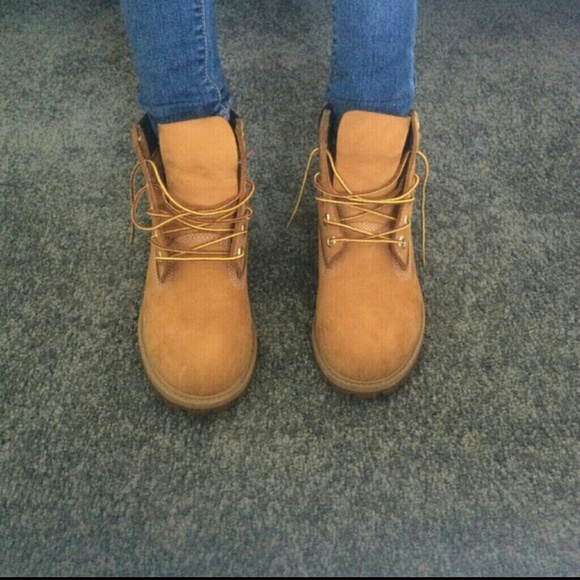 🚫Hold🚫 Timberlands - Picture 3 of 4