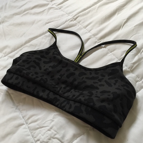 Lululemon Flow Y sportsbra