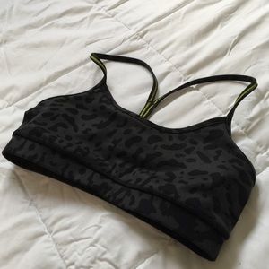 Lululemon Flow Y sportsbra