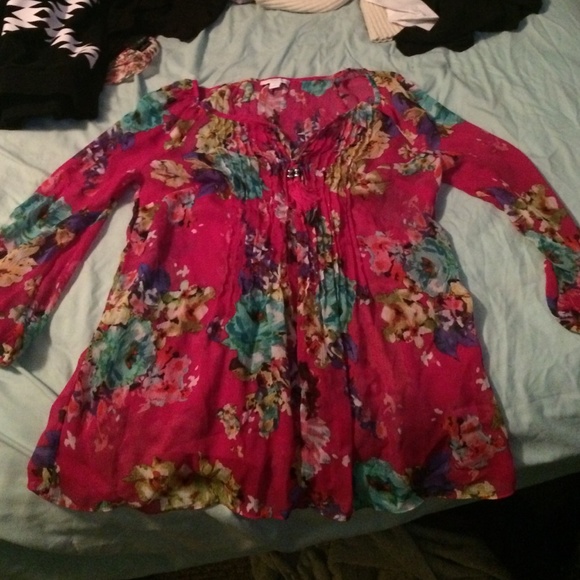 Floral long sleeve top