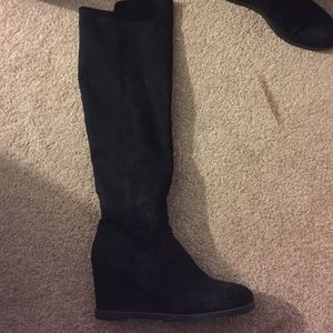 Knee high wedged boots