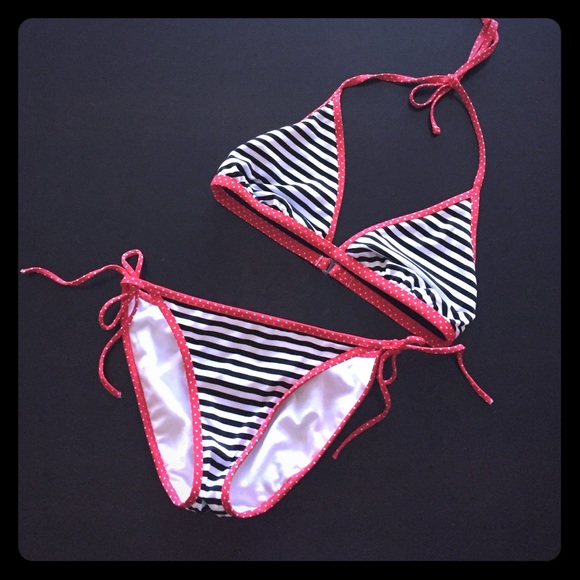 Bikini set - Picture 1 of 1