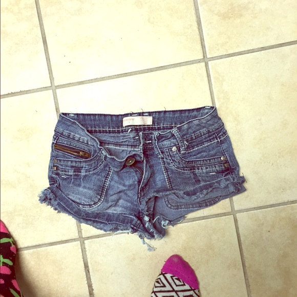 Shorts good condition barely worn size three