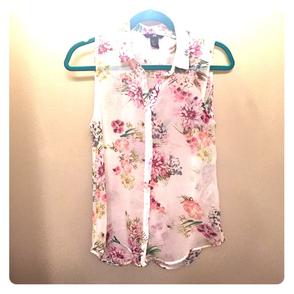 H&M floral sleeveless blouse