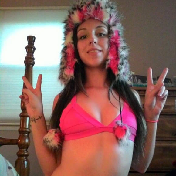 🎶💋🎀RAVE OUTFIT BUNDLE🎁💕🎶 - Picture 3 of 4