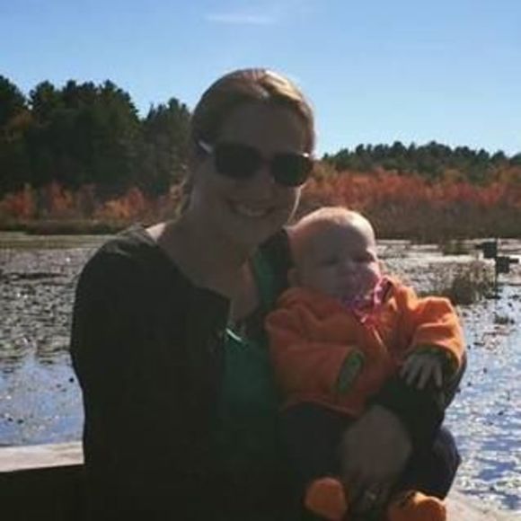 Meet your Posher, Lauren - Picture 1 of 1