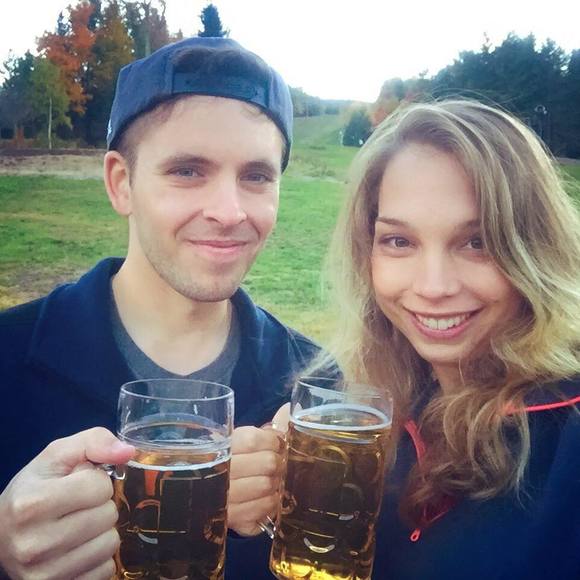 Meet your Posher, Laura - Picture 1 of 1