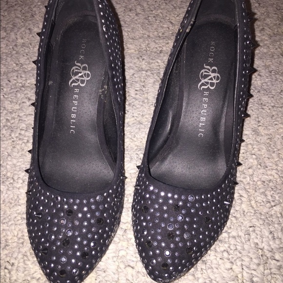 Spikes heels! Worn to prom once but scuffed