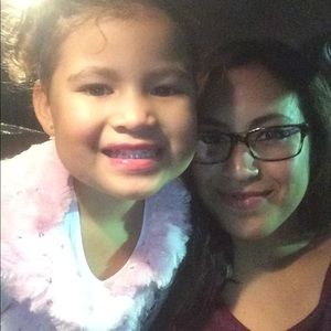 Meet your Posher, Melissa