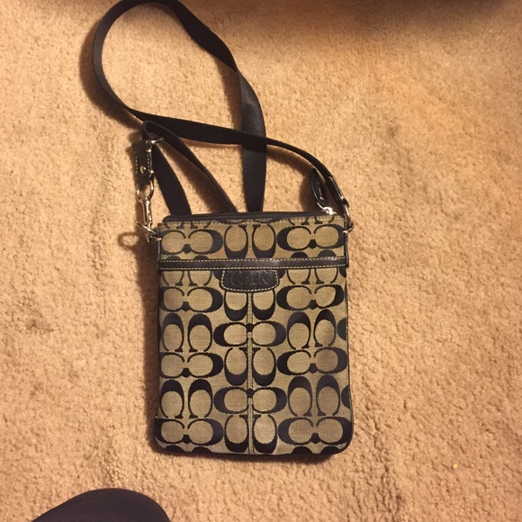 Coach cross body - Picture 1 of 2