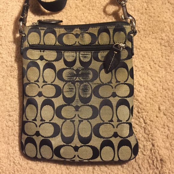 Coach cross body - Picture 2 of 2