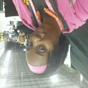 Meet your Posher, Christyl