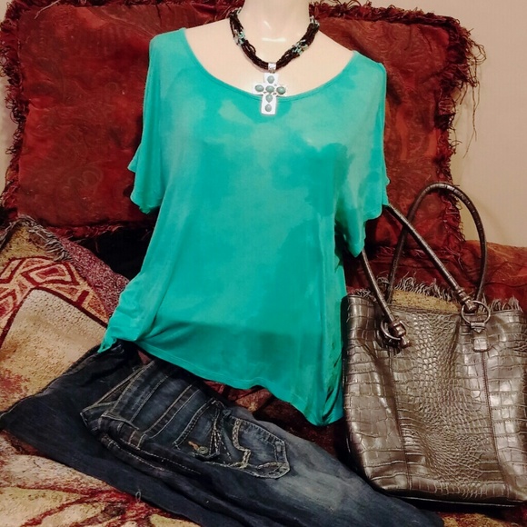 #SOLD# Teal Cold Shoulder Shirt