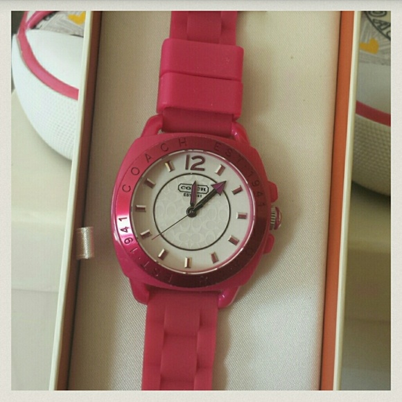 **SOLD ON MERCARI** Coach Poppy graffiti bundle! - Picture 4 of 4