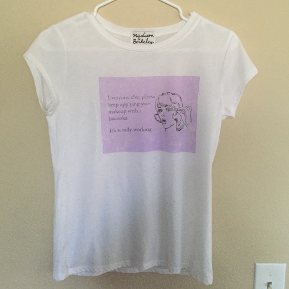 Graphic tee shirt