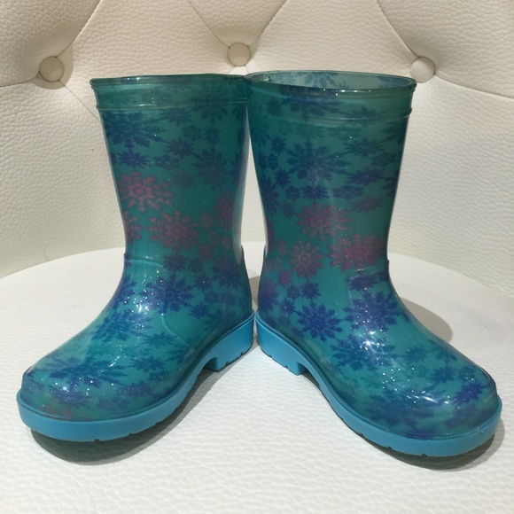 Boots - Picture 2 of 3