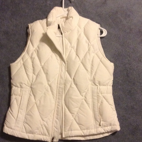 Eddie Bauer quilted vest