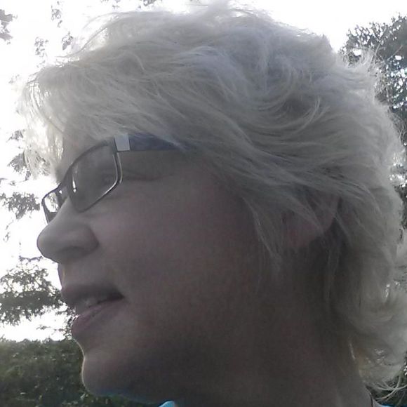 Meet your Posher, Rhonda - Picture 1 of 1