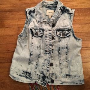Acid wash denim vest embellished on back