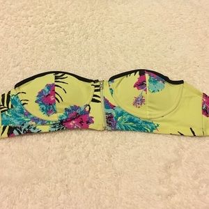 strapless swimsuit top