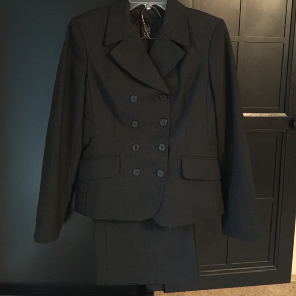 The Limited Charcoal Grey Dbl Breasted Suit